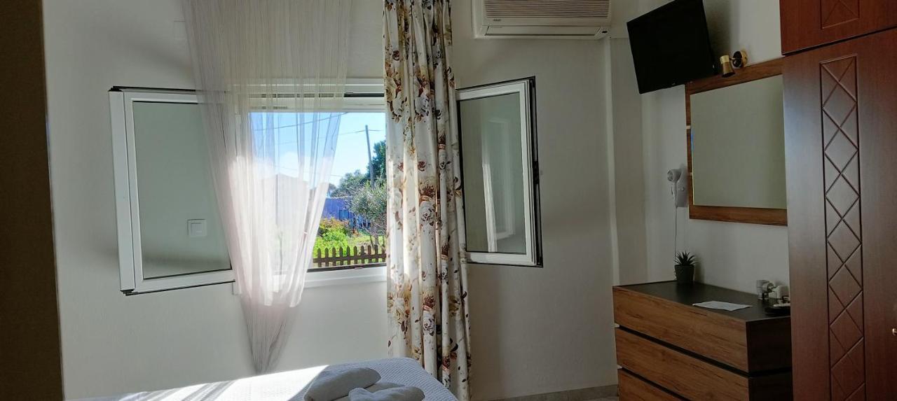 Alonaki Bay Apartment Halikounas Exterior photo