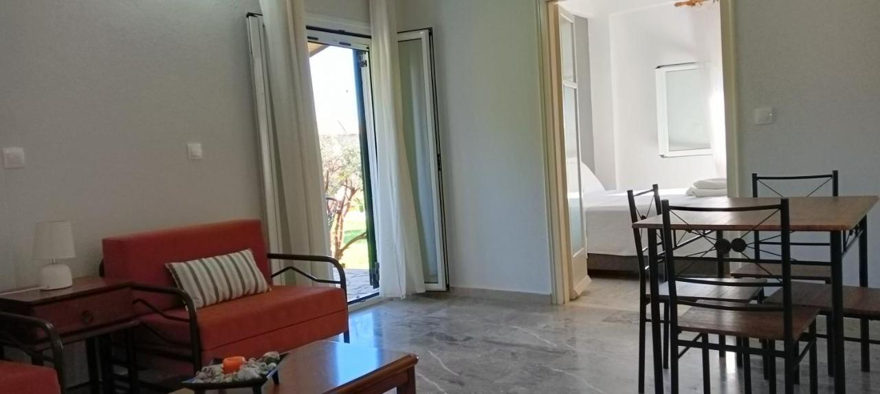 Alonaki Bay Apartment Halikounas Exterior photo