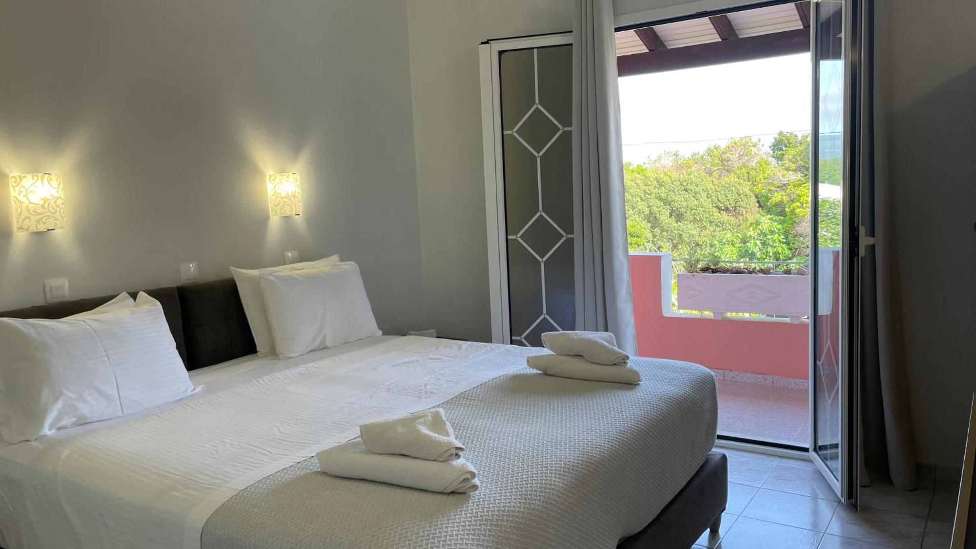 Alonaki Bay Apartment Halikounas Exterior photo