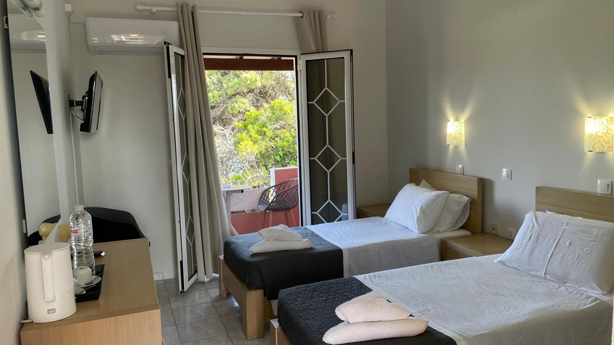 Alonaki Bay Apartment Halikounas Exterior photo