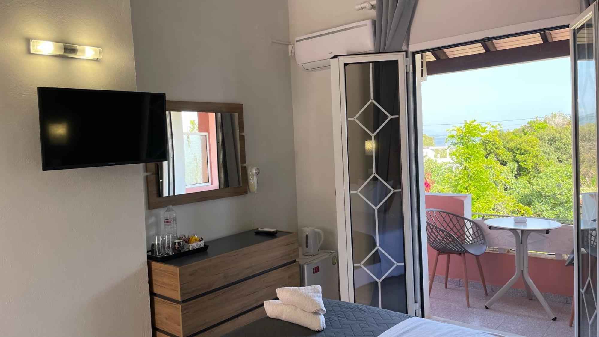 Alonaki Bay Apartment Halikounas Exterior photo